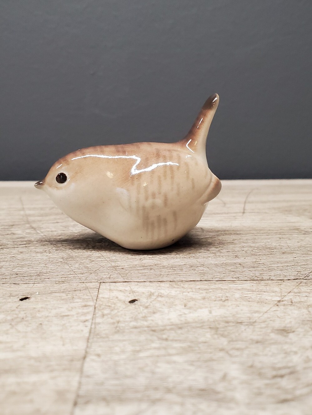 Vintage Lomonosov porcelain wren bird figurine